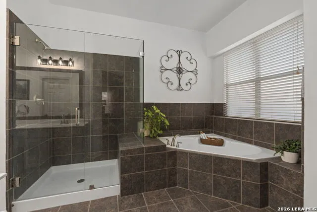 14006 POSSUM TREE RD San Antonio, TX 78232