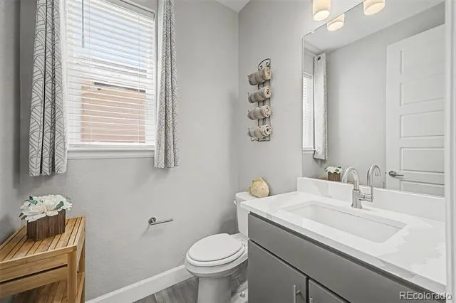 9805 Ceylon Court Commerce City, CO 80022