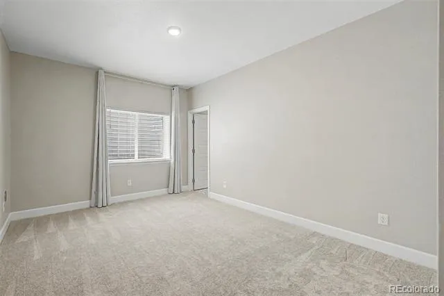 9805 Ceylon Court Commerce City, CO 80022