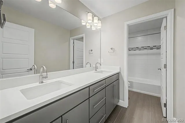 9805 Ceylon Court Commerce City, CO 80022