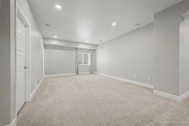 9805 Ceylon Court Commerce City, CO 80022