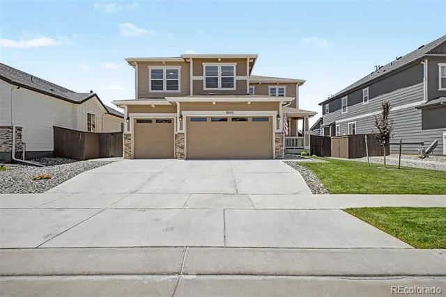 9805 Ceylon Court Commerce City, CO 80022
