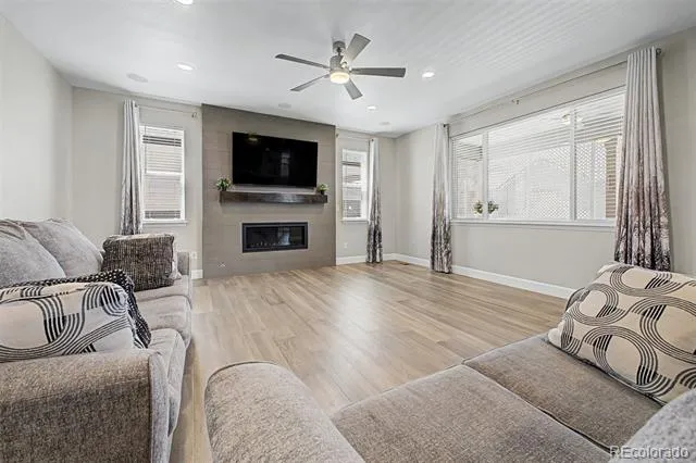 9805 Ceylon Court Commerce City, CO 80022