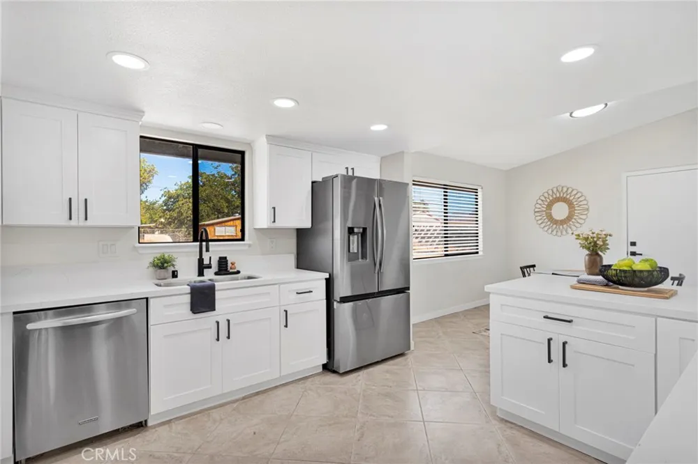 14865 Temecula Road Apple Valley, CA 92307