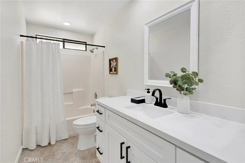 14865 Temecula Road Apple Valley, CA 92307