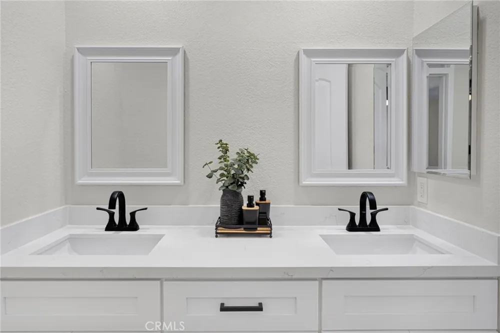 14865 Temecula Road Apple Valley, CA 92307