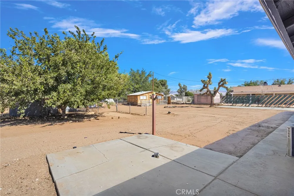 14865 Temecula Road Apple Valley, CA 92307