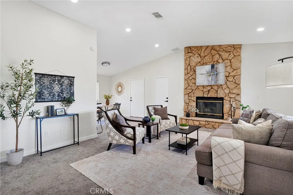 14865 Temecula Road Apple Valley, CA 92307