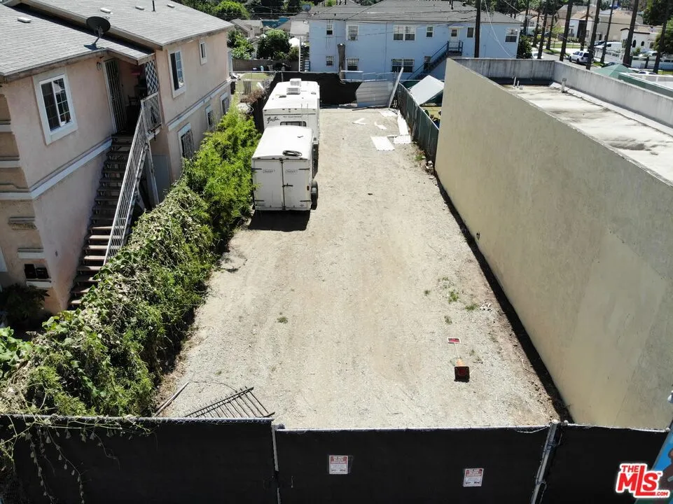 3122 W Vernon Avenue Los Angeles, CA 90008