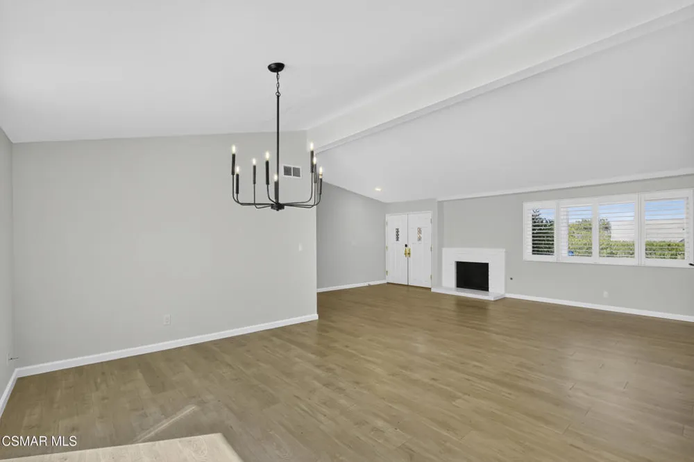 2660 Calle Limonero Thousand Oaks, CA 91360