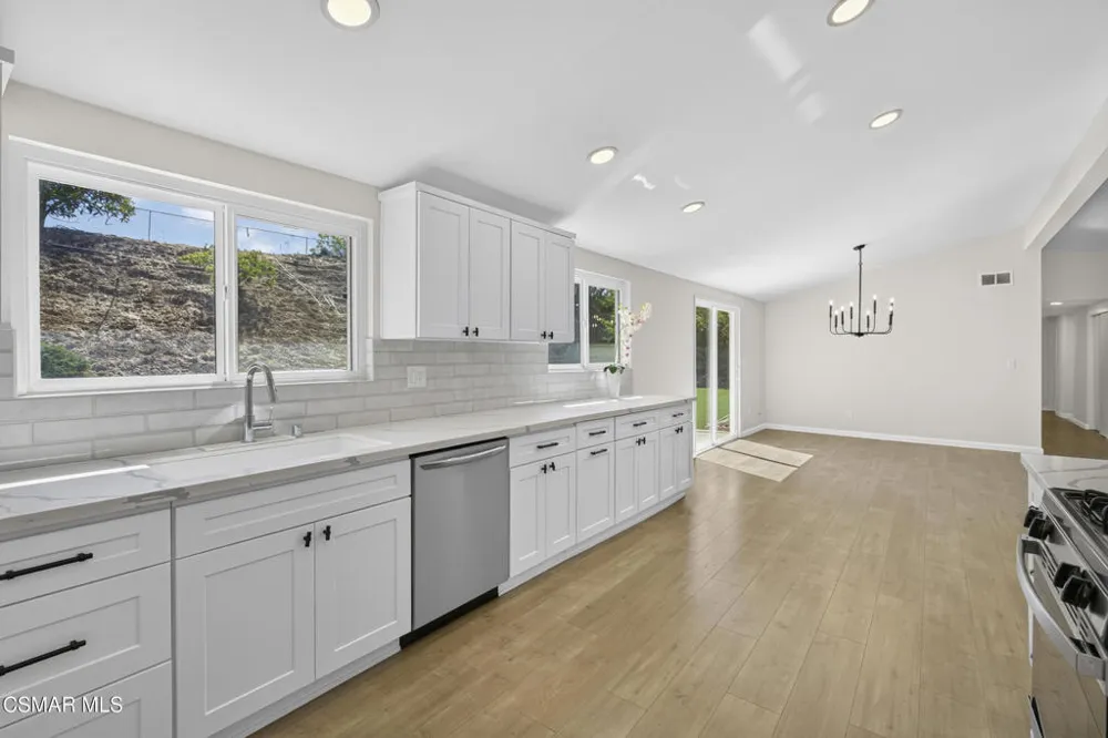 2660 Calle Limonero Thousand Oaks, CA 91360