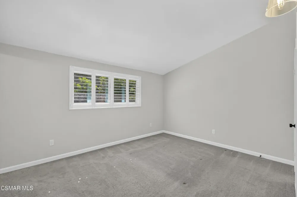 2660 Calle Limonero Thousand Oaks, CA 91360