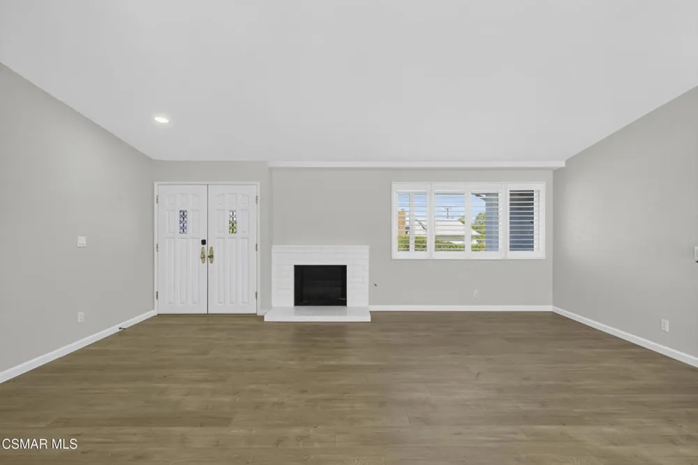 2660 Calle Limonero Thousand Oaks, CA 91360
