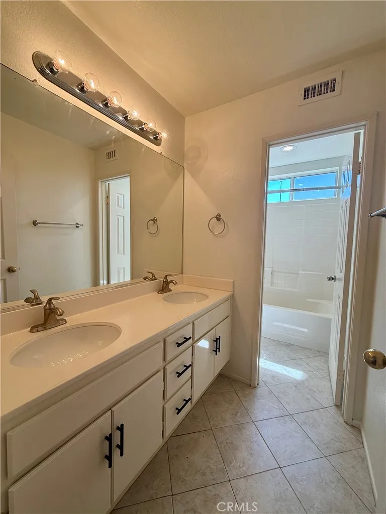 27577 Echo Canyon Court Corona, CA 92883