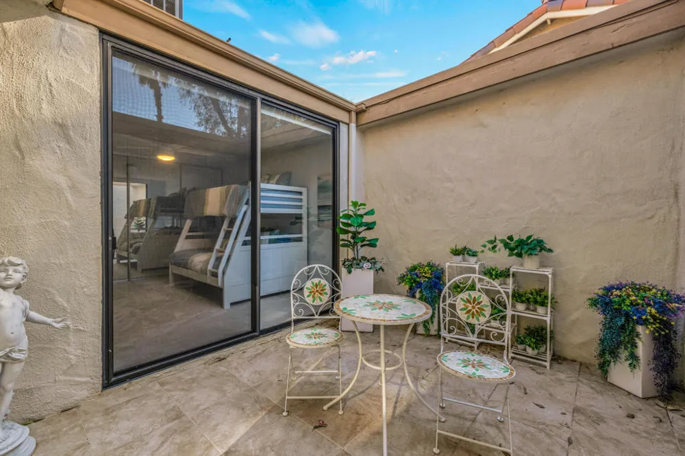 272 Avenida Del Sol Palm Desert, CA 92260
