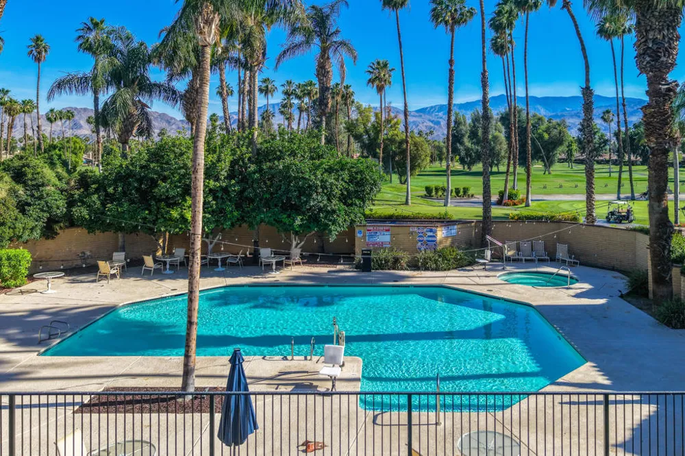272 Avenida Del Sol Palm Desert, CA 92260