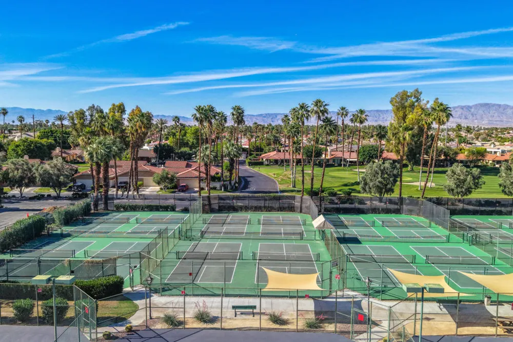 272 Avenida Del Sol Palm Desert, CA 92260