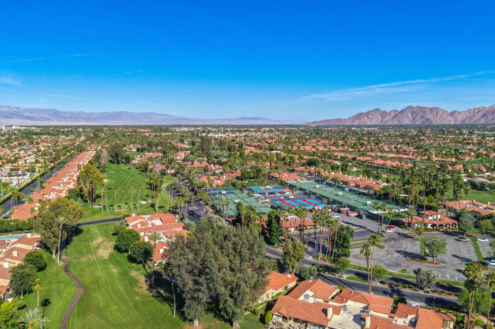 272 Avenida Del Sol Palm Desert, CA 92260