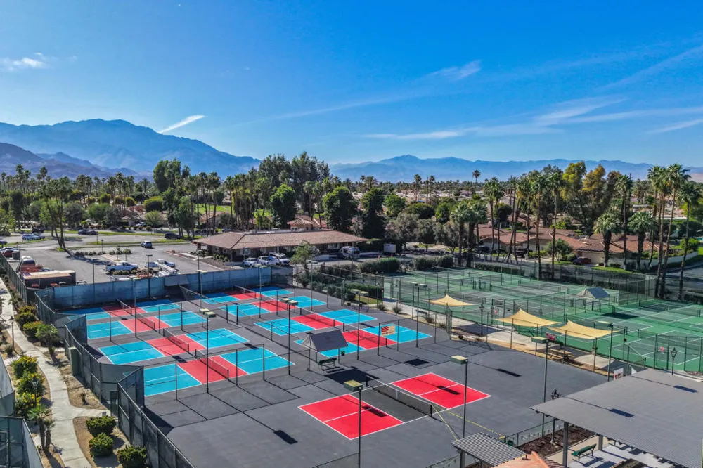 272 Avenida Del Sol Palm Desert, CA 92260