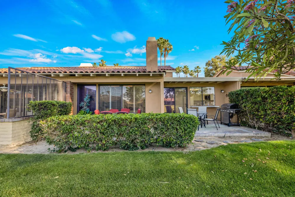 272 Avenida Del Sol Palm Desert, CA 92260