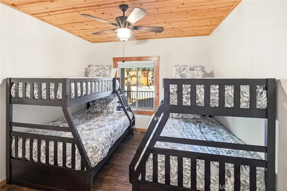 42507 Gold Rush Big Bear Lake, CA 92315