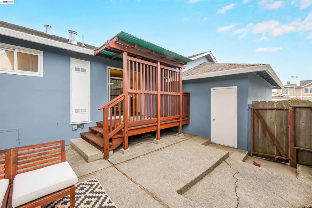 449 Mariposa Dr South San Francisco, CA 94080
