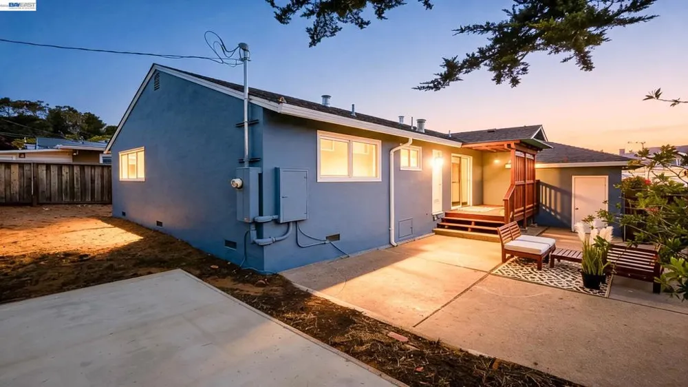 449 Mariposa Dr South San Francisco, CA 94080