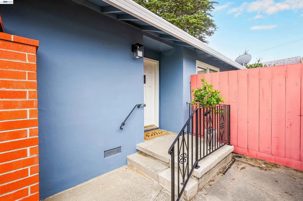 449 Mariposa Dr South San Francisco, CA 94080
