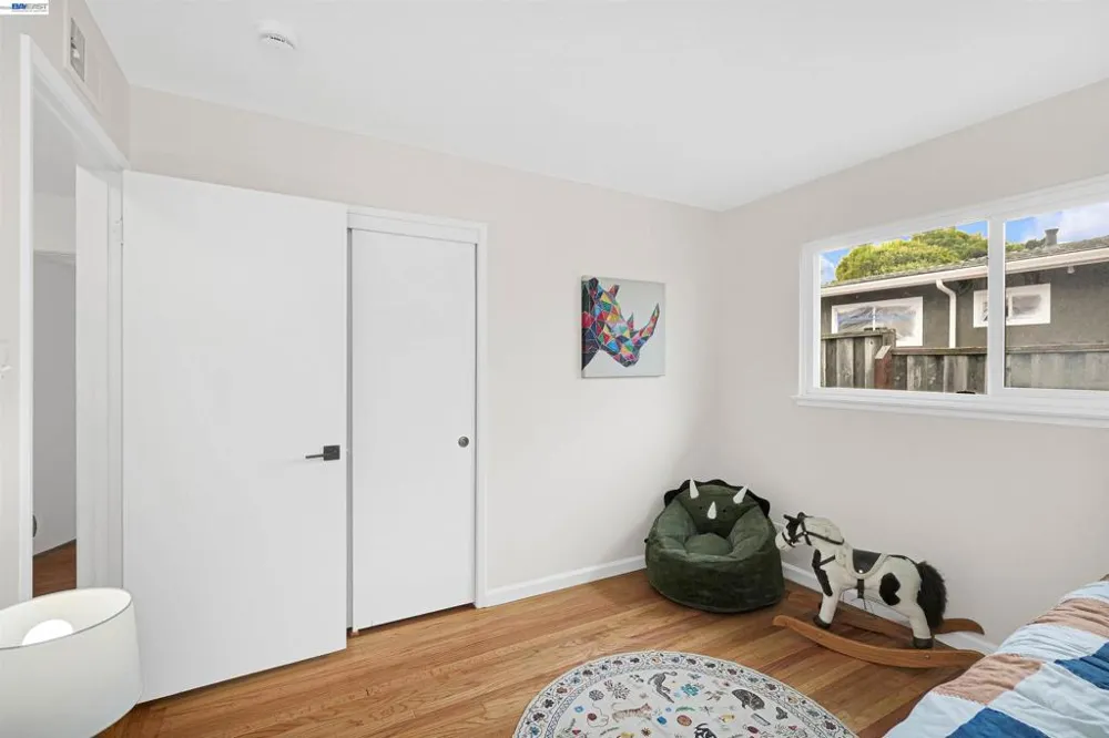 449 Mariposa Dr South San Francisco, CA 94080