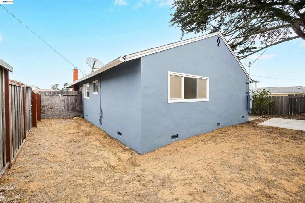 449 Mariposa Dr South San Francisco, CA 94080