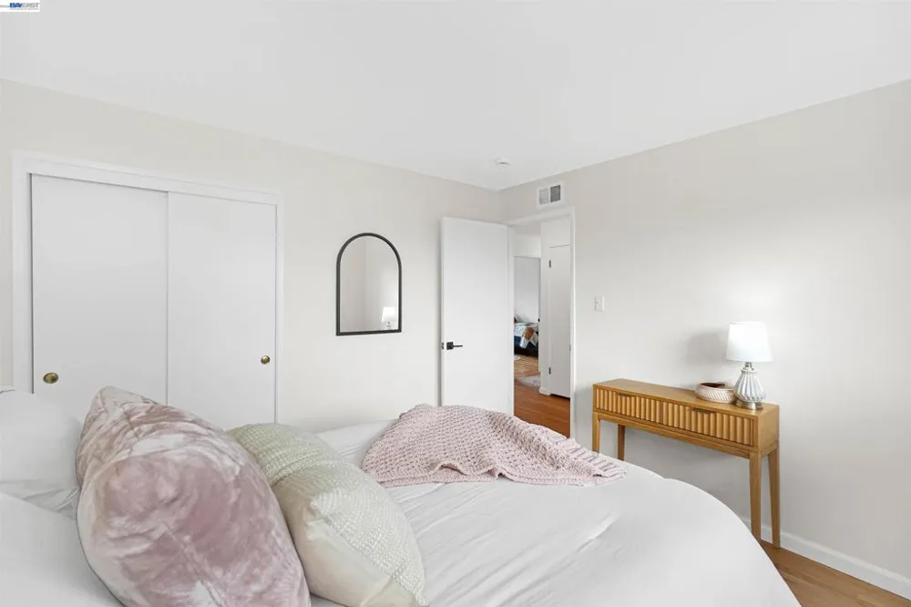 449 Mariposa Dr South San Francisco, CA 94080