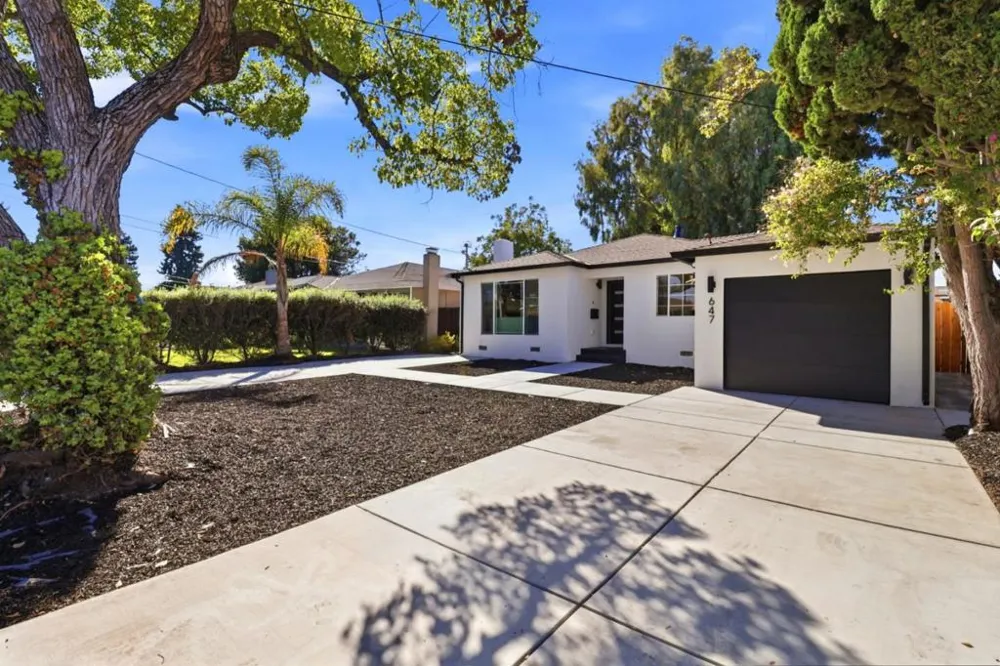 647 Scott Avenue Redwood City, CA 94063