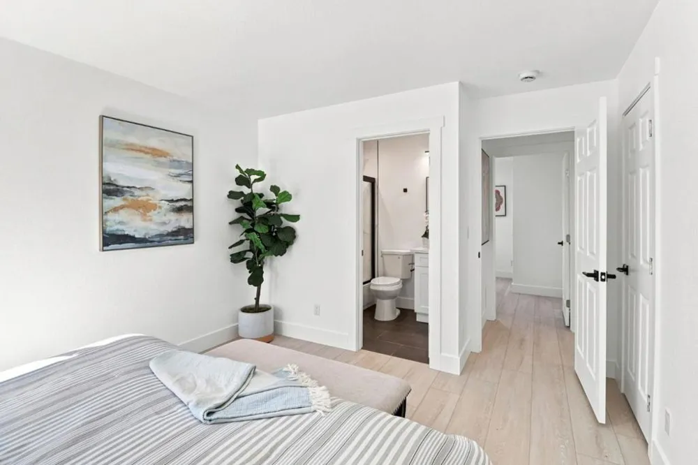 647 Scott Avenue Redwood City, CA 94063