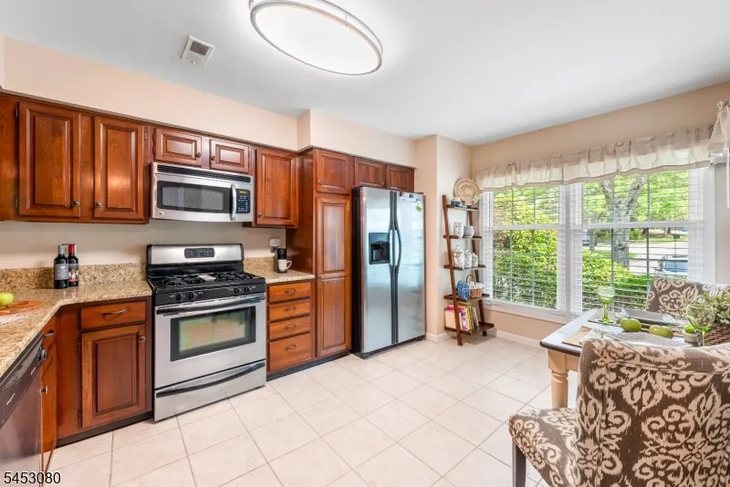 54 Woodledge Ct Rockaway, NJ 07866