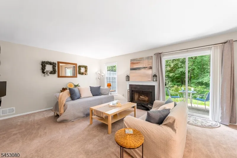 54 Woodledge Ct Rockaway, NJ 07866