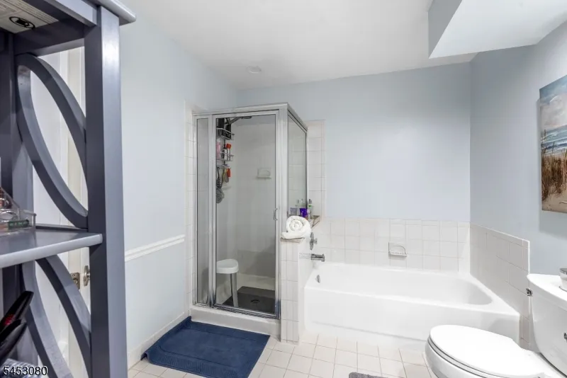 54 Woodledge Ct Rockaway, NJ 07866