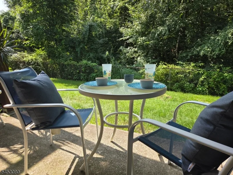 54 Woodledge Ct Rockaway, NJ 07866