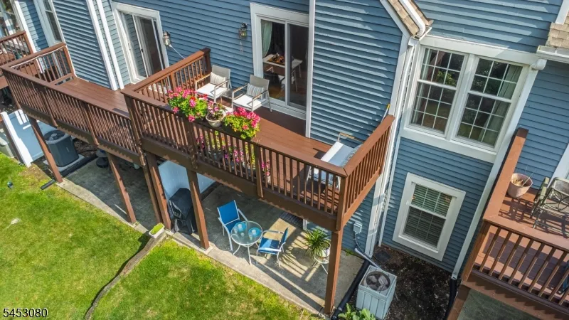 54 Woodledge Ct Rockaway, NJ 07866