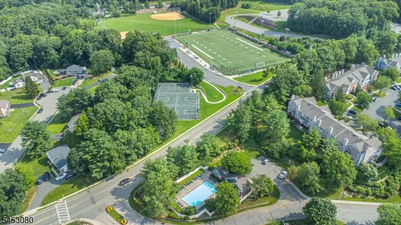 54 Woodledge Ct Rockaway, NJ 07866