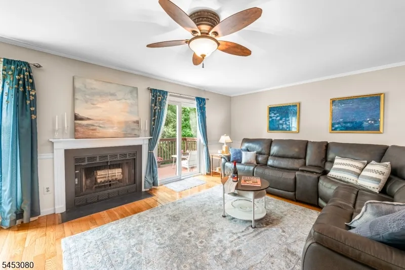 54 Woodledge Ct Rockaway, NJ 07866