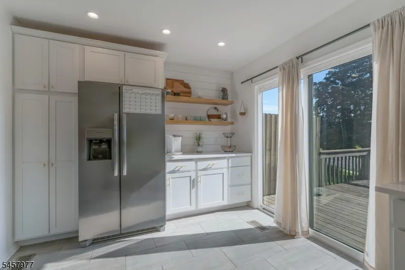 416 Willow Ct Raritan, NJ 08822