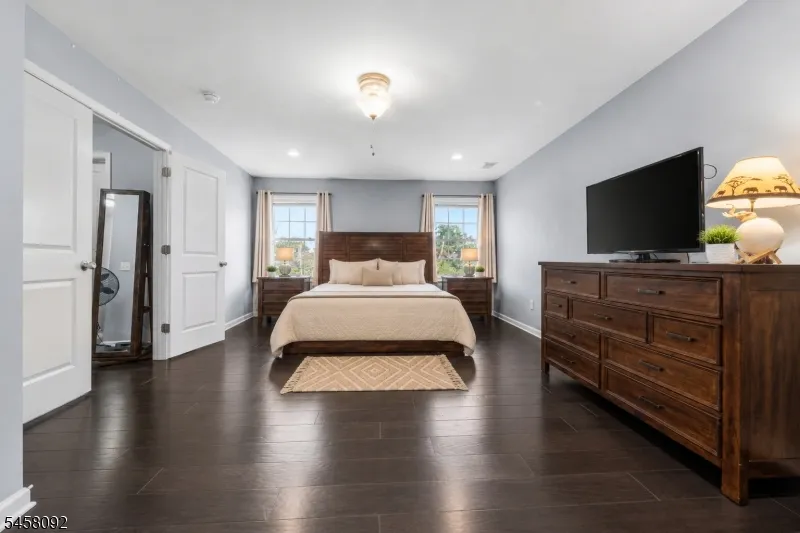 586 Dial Ave Piscataway, NJ 08854