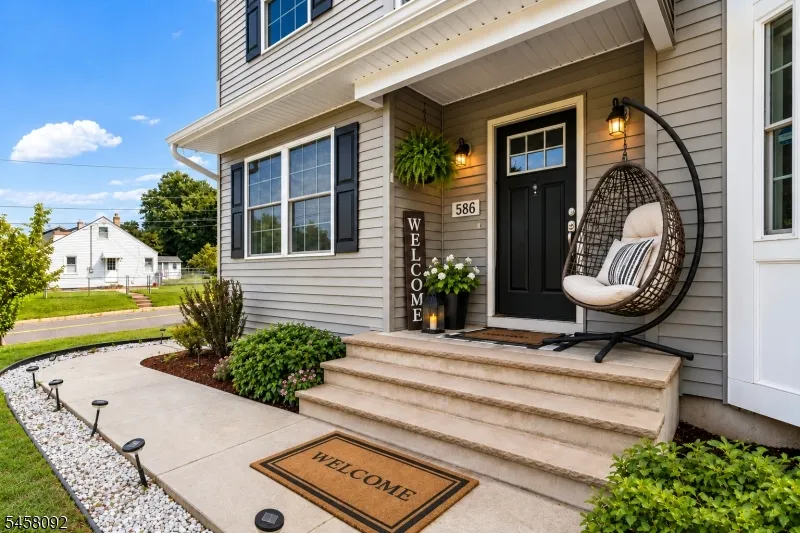 586 Dial Ave Piscataway, NJ 08854