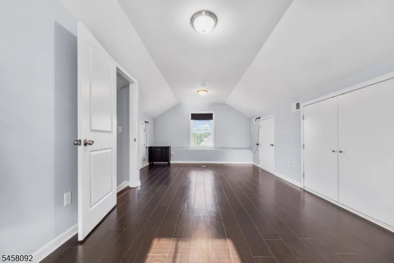 586 Dial Ave Piscataway, NJ 08854