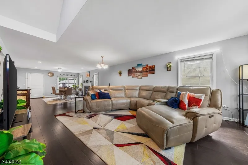 586 Dial Ave Piscataway, NJ 08854