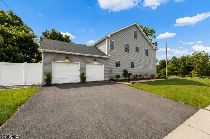 586 Dial Ave Piscataway, NJ 08854