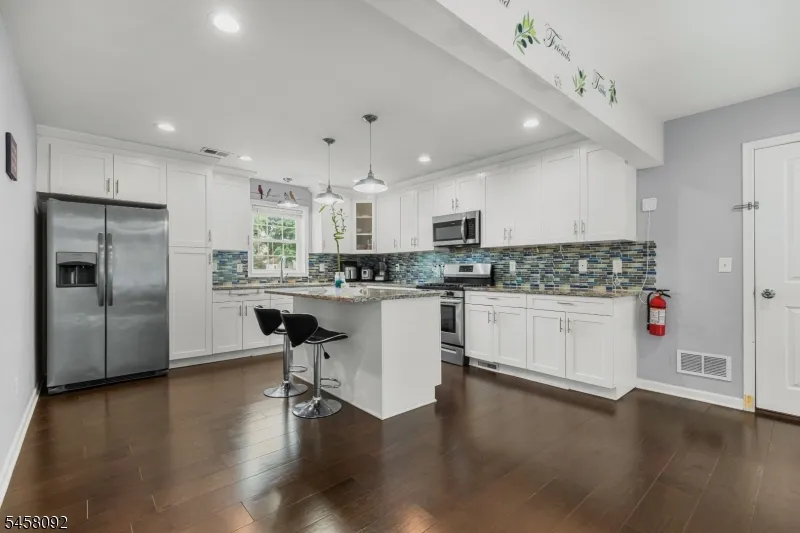 586 Dial Ave Piscataway, NJ 08854