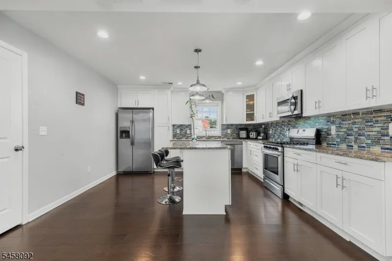 586 Dial Ave Piscataway, NJ 08854