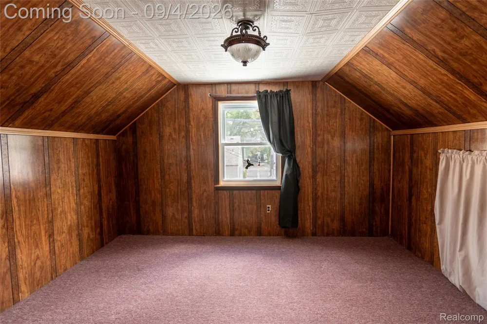 2267 Rose Avenue Lincoln Park City, MI 48146