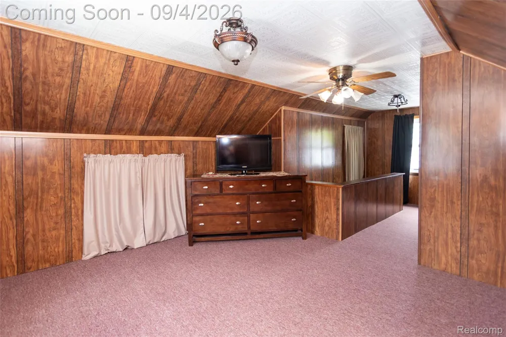 2267 Rose Avenue Lincoln Park City, MI 48146
